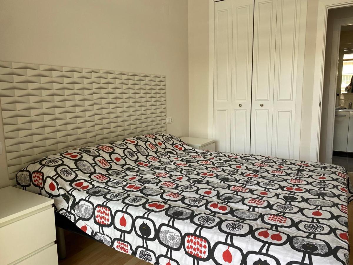Apartamento Салоу Екстериор снимка